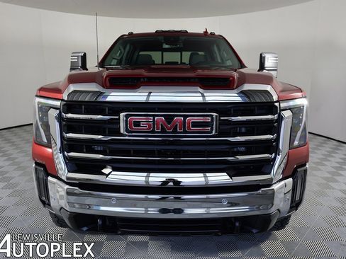 Used 2025 GMC Sierra 2500 SLT w/ SLT Premium Package image 2