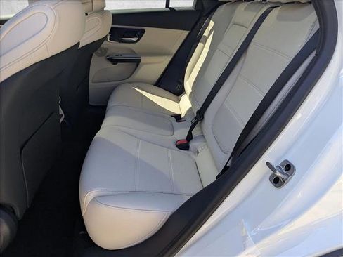 New 2026 Mercedes-Benz GLC 300 4MATIC image 14