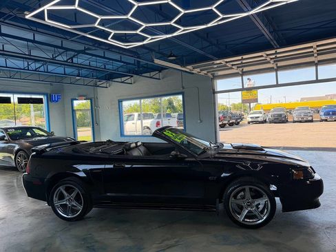 Used 2002 Ford Mustang GT RWD image 14