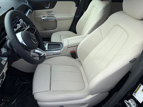 New 2026 Mercedes-Benz GLB 250 image 20