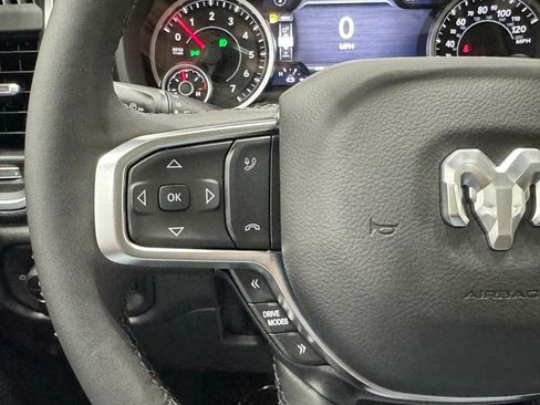 New 2026 RAM 1500 4x4 Crew Cab image 33