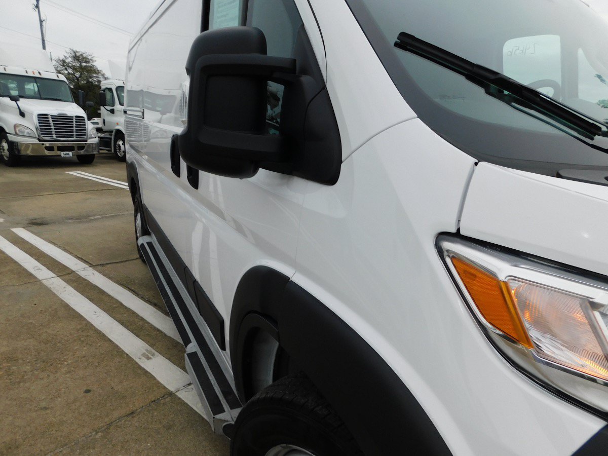 Used 2025 RAM ProMaster 2500 w/ U-Haul Equipment Group FWD image 7