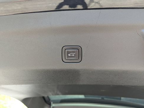 Used 2023 Cadillac Escalade V AWD/4WD image 58