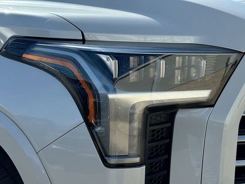 Used 2023 Toyota Tundra Capstone image 39