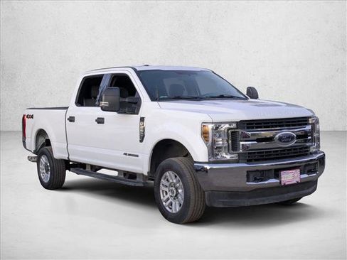 Used 2019 Ford F250 XLT image 3