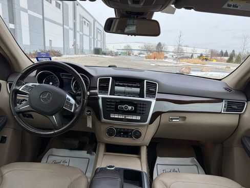 Used 2015 Mercedes-Benz ML 350 ML 350 4MATIC Sport Utility 4D image 18