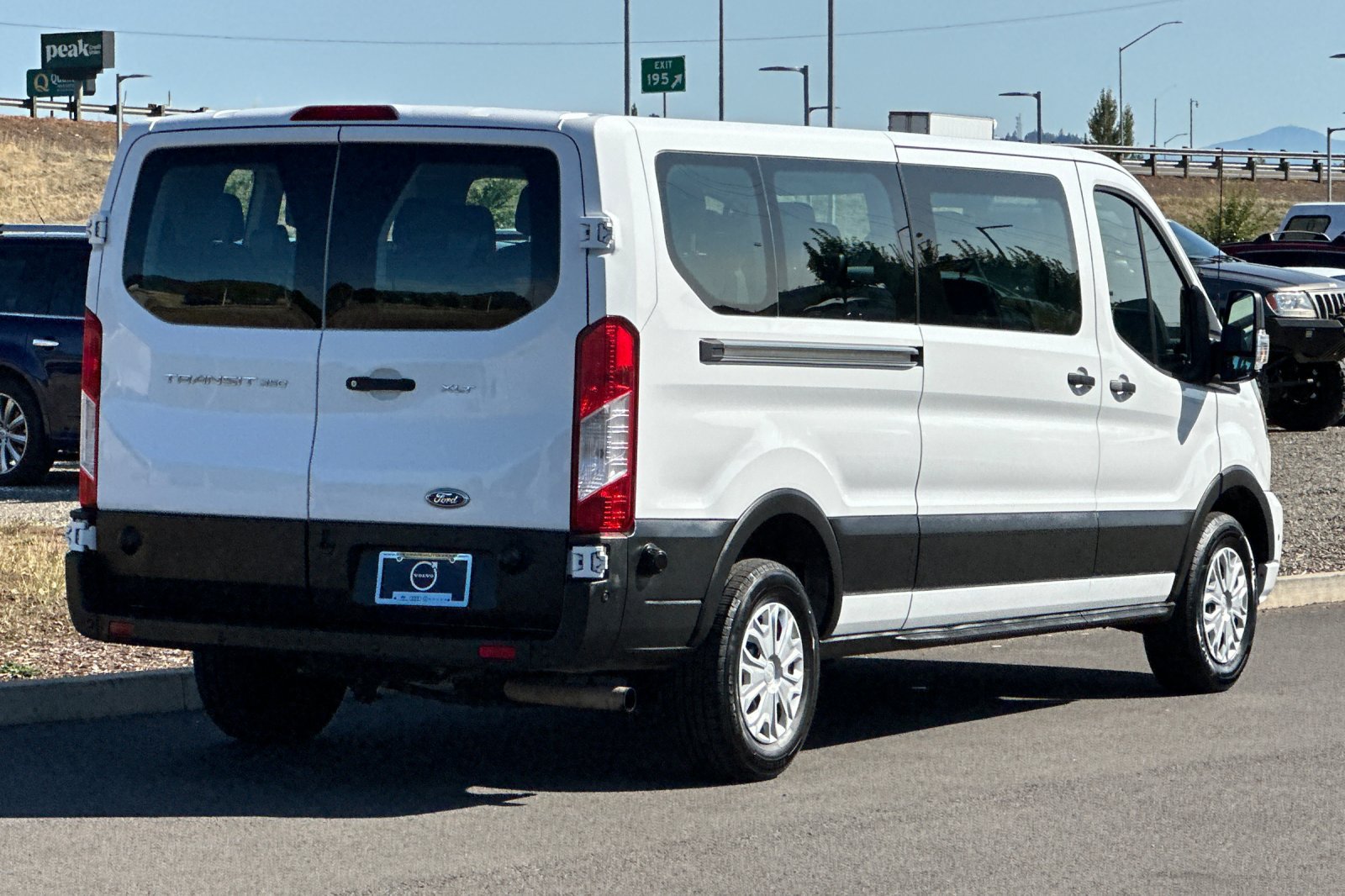 Used 2024 Ford Transit 350 XLT RWD image 3