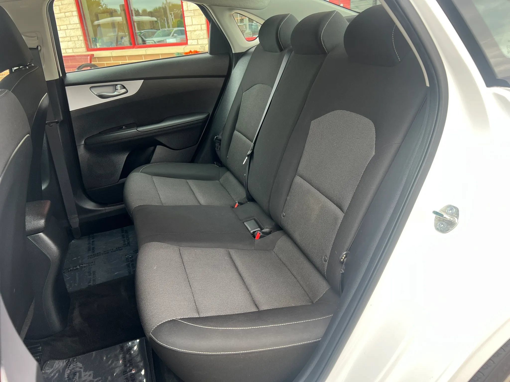 Used 2024 Kia Forte LXS w/ LXS Technology Package FWD image 8