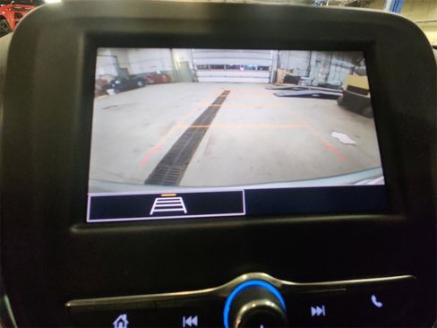 Certified 2024 Chevrolet Equinox LT w/ LPO, Floor Liner Package image 18