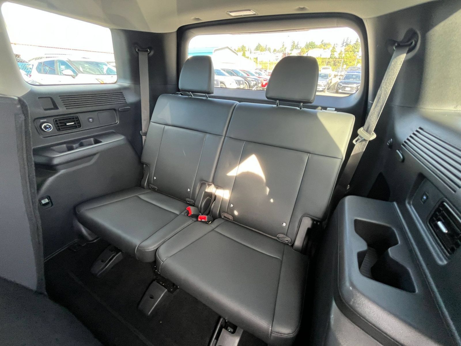 Used 2026 Hyundai Santa Fe SEL AWD/4WD image 30