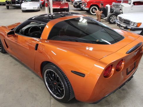 Used 2007 Chevrolet Corvette Coupe w/ Preferred Equipment Group image 16