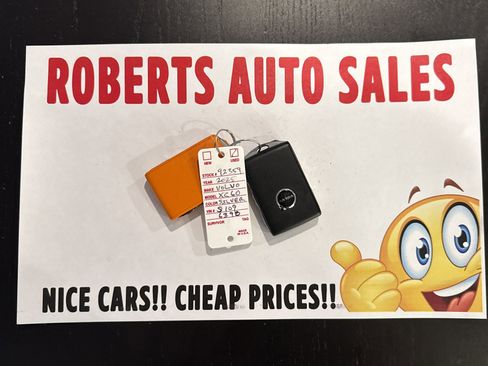 Used 2025 Volvo XC60 B5 Plus image 25