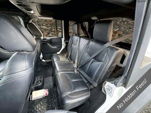 Used 2015 Jeep Wrangler Unlimited Sport w/ Quick Order Package 23S AWD/4WD image 22