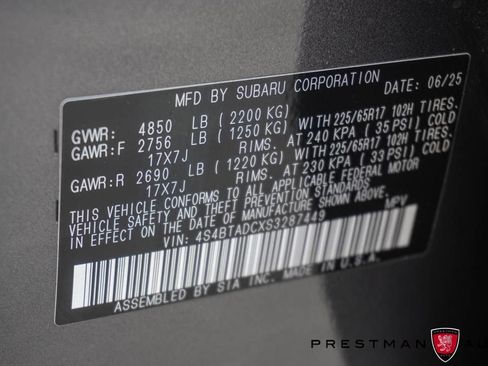 Used 2025 Subaru Outback Premium AWD/4WD image 17