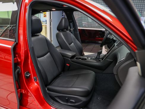 Used 2024 INFINITI Q50 Sensory image 29