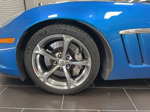 Used 2010 Chevrolet Corvette Grand Sport w/ Preferred Equipment Group image 17