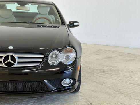 Used 2008 Mercedes-Benz SL 550 w/ AMG Sport Pkg image 11