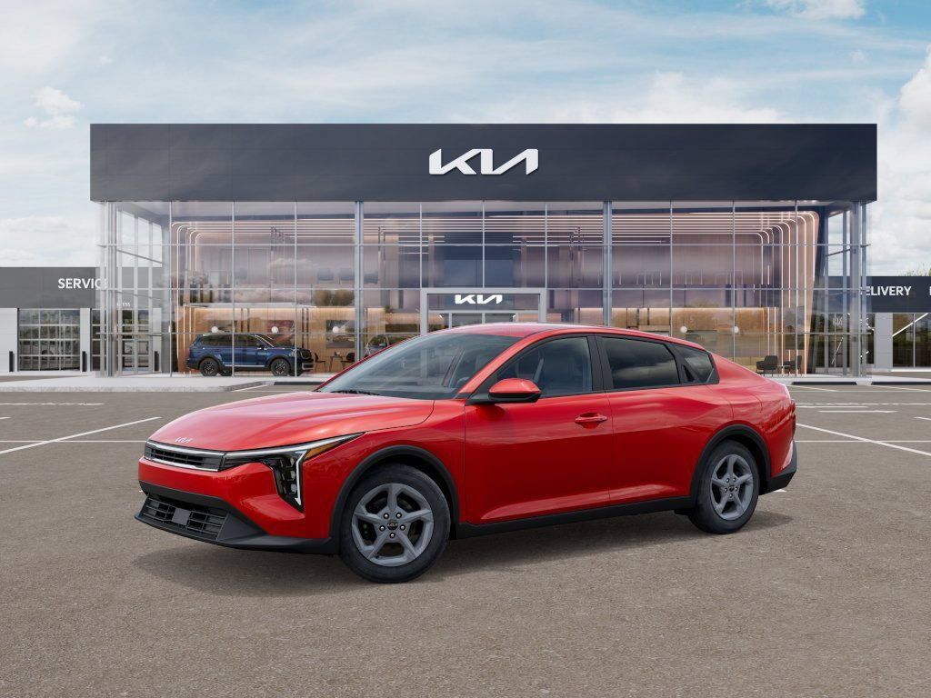 Used 2025 Kia K4 FWD image 3