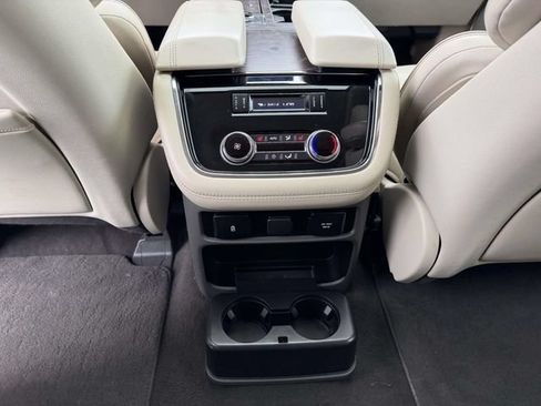 Used 2019 Lincoln Navigator L Reserve w/ Cargo Package AWD/4WD image 17