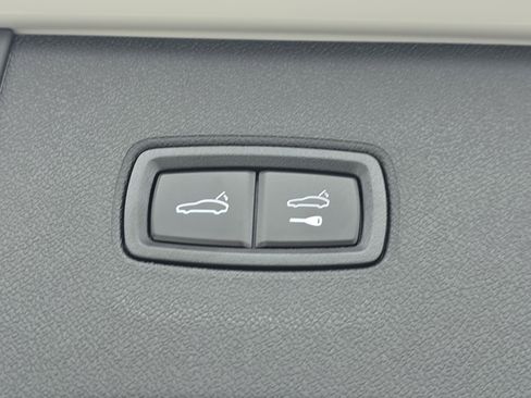 New 2026 Porsche Cayenne image 16