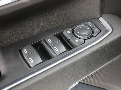 Used 2024 Chevrolet Silverado 3500 LT w/ Convenience Package image 20