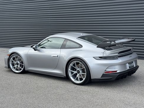 Certified 2023 Porsche 911 GT3 image 3