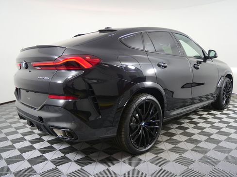 New 2026 BMW X6 xDrive40i image 3
