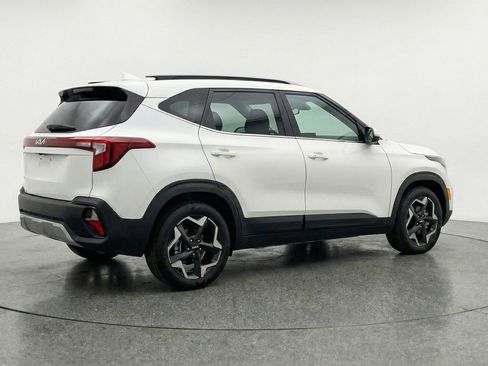 Used 2025 Kia Seltos S FWD image 9