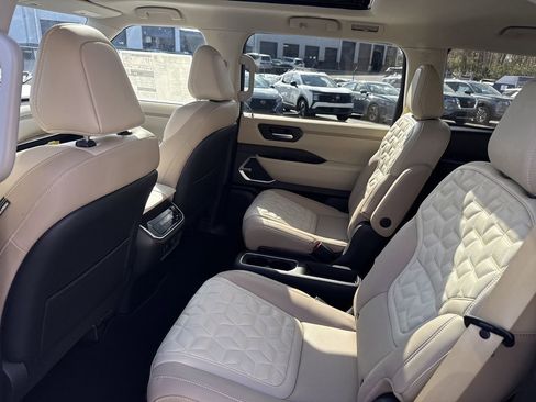 New 2026 Nissan Armada Platinum Reserve AWD/4WD image 16