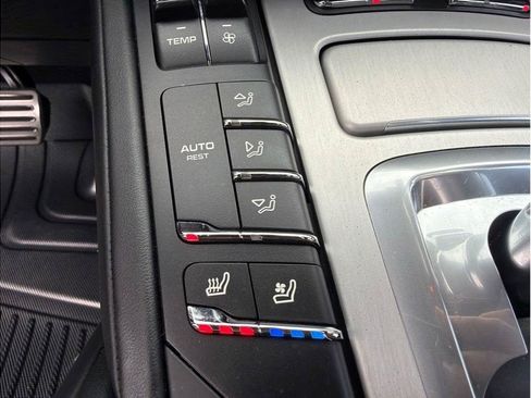 Used 2016 Porsche Cayenne GTS AWD/4WD image 21