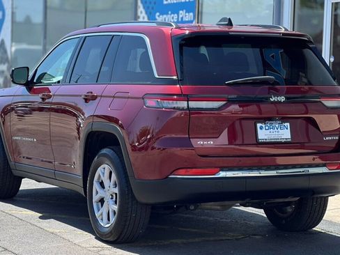 Used 2022 Jeep Grand Cherokee Limited image 40