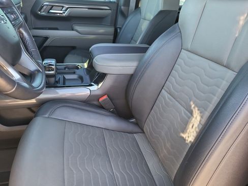 Used 2023 Chevrolet Silverado 1500 ZR2 w/ Technology Package image 22