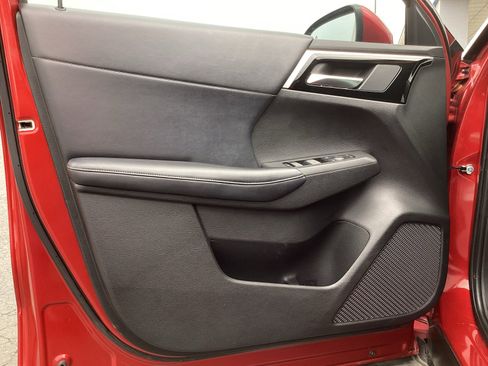 Used 2022 Mitsubishi Outlander SE image 33