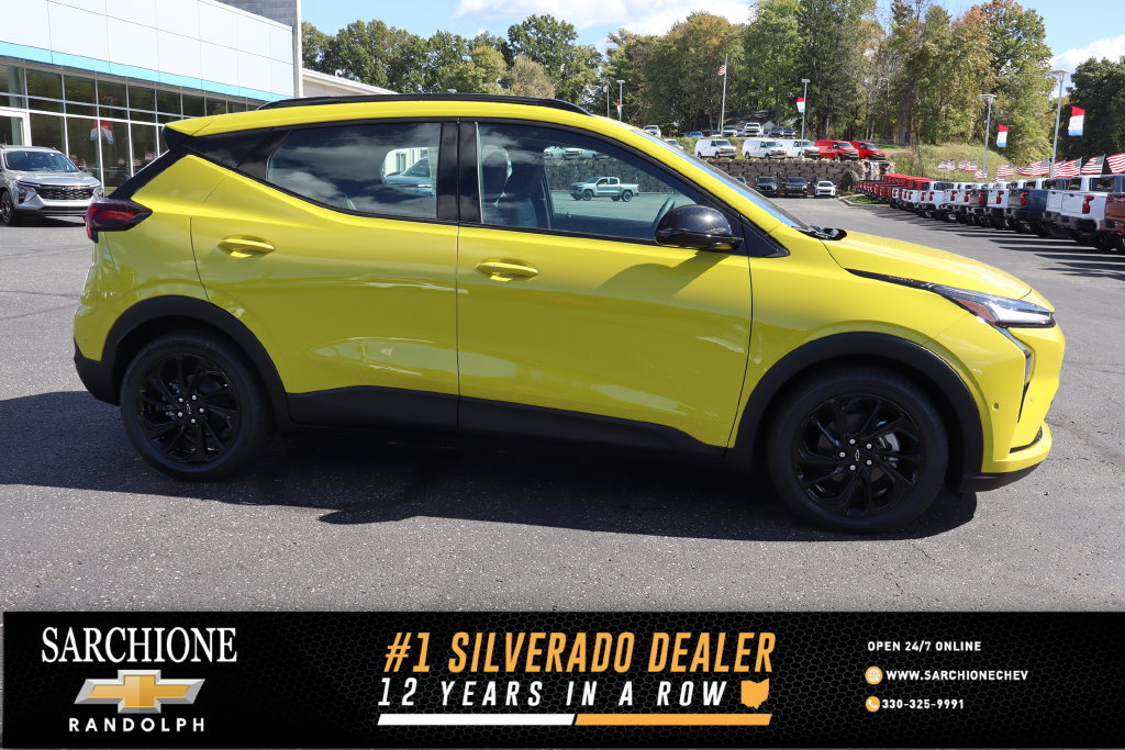 New 2027 Chevrolet Bolt RS w/ Super Cruise Package FWD image 1