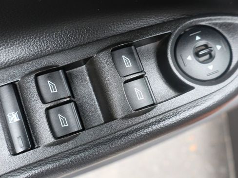 Used 2017 Ford Escape SE w/ SE Cold Weather Package AWD/4WD image 27