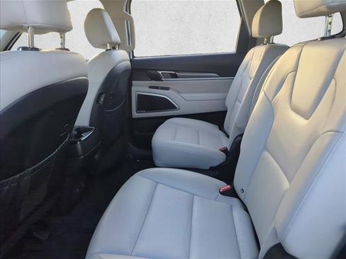 Used 2021 Kia Telluride S image 15