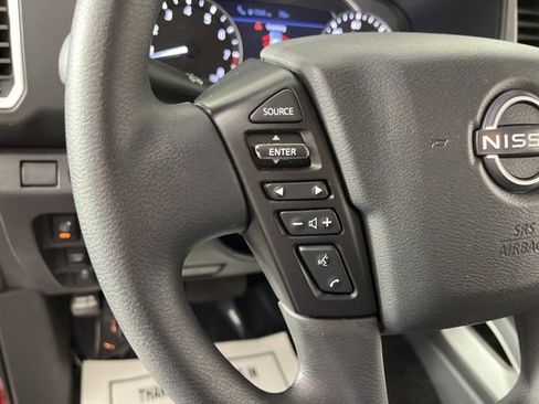 Used 2023 Nissan Frontier SV w/ Technology Package image 23