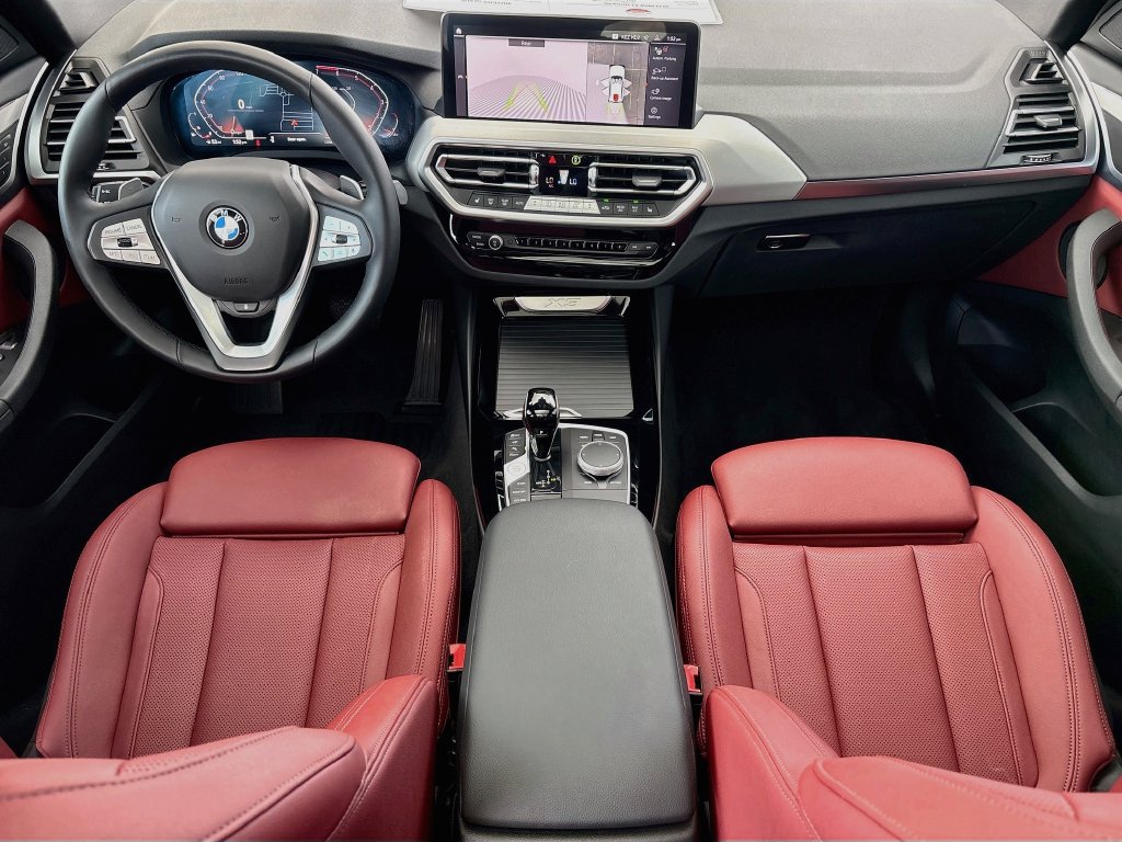 Used 2024 BMW X3 xDrive30i w/ Premium Package w/ZPA AWD/4WD image 13
