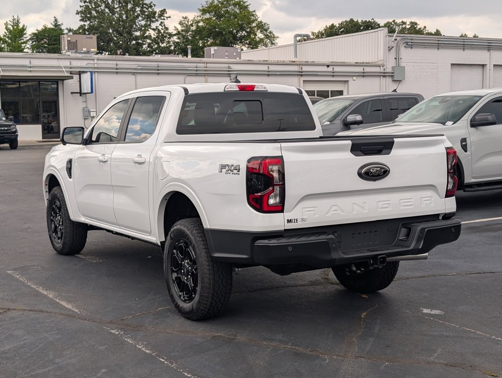 New 2026 Ford Ranger Lariat w/ FX4 Off-Road Package AWD/4WD image 4