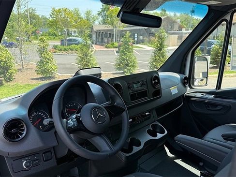 New 2025 Mercedes-Benz Sprinter 2500 image 7