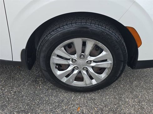 Used 2022 Kia Soul LX image 24