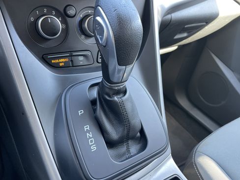 Used 2016 Ford Escape SE image 24