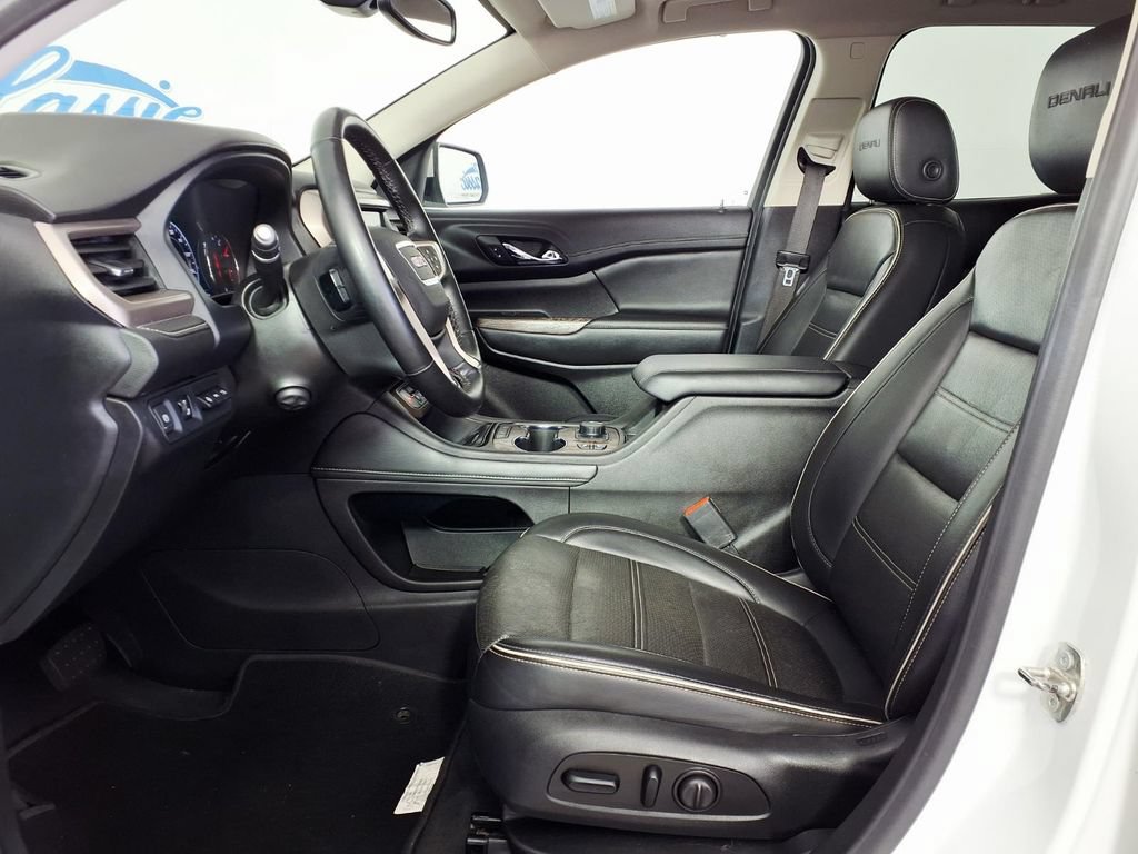 Used 2023 GMC Acadia Denali FWD image 7