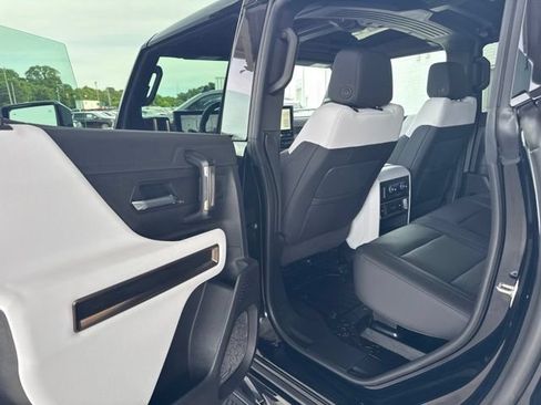 Used 2025 GMC Hummer EV 3X AWD/4WD image 20