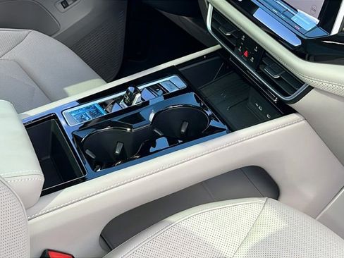 New 2026 Volkswagen Atlas SE image 10