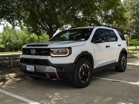 Used 2026 Honda Passport TrailSport Elite image 5