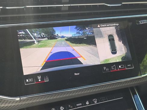 Used 2026 Audi RS Q8 performance AWD/4WD image 43