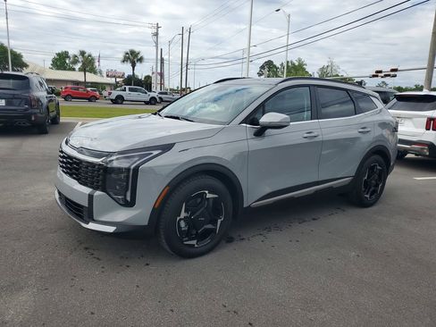 New 2026 Kia Sportage EX image 2