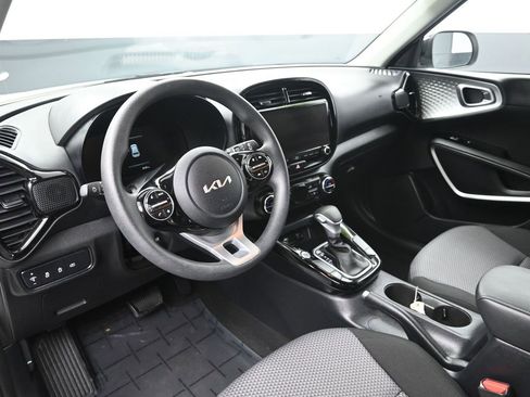 New 2025 Kia Soul S image 13