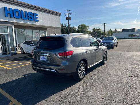 Used 2015 Nissan Pathfinder SV FWD image 10